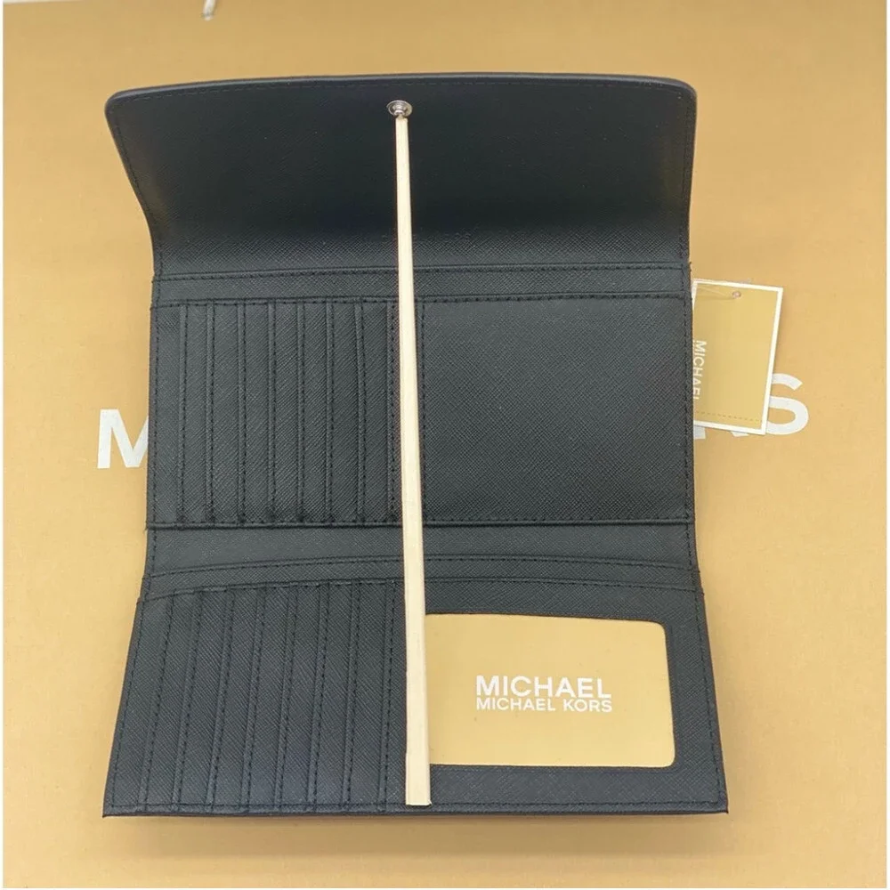 Michael Kors Trifold Wallet Black - Picture 4 of 6
